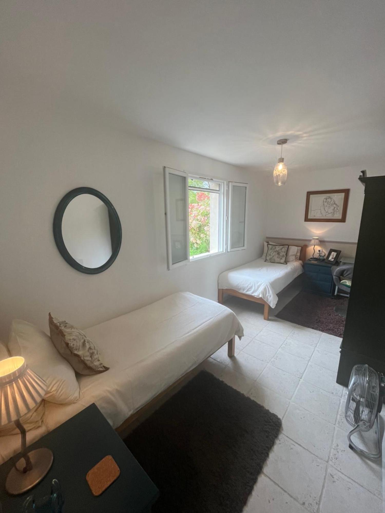 St Pasha Hotel Paillé Екстериор снимка